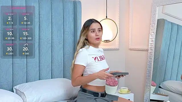 Serena-Virelli online show from June 20, 8:52 am