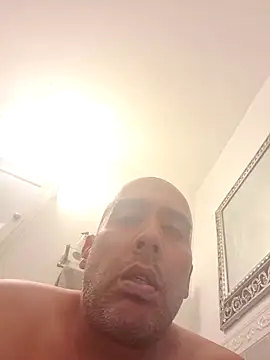 Mikeyjoe2840 online show from May 11, 8:39 pm