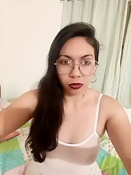 Mia essence online show from May 15, 1:03 am
