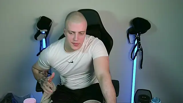 Bigbaald online show from May 16, 11:59 pm