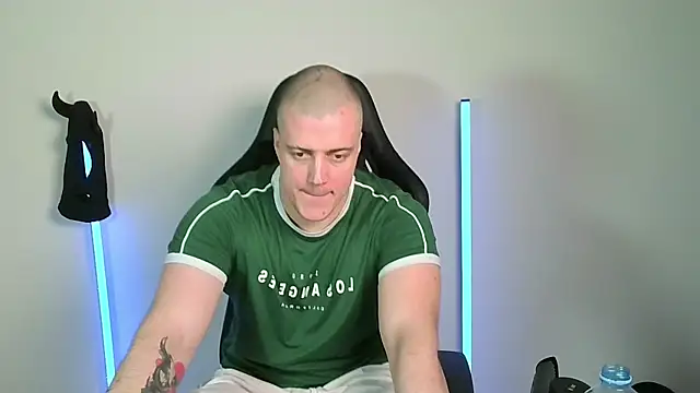 Bigbaald online show from May 24, 8:53 pm