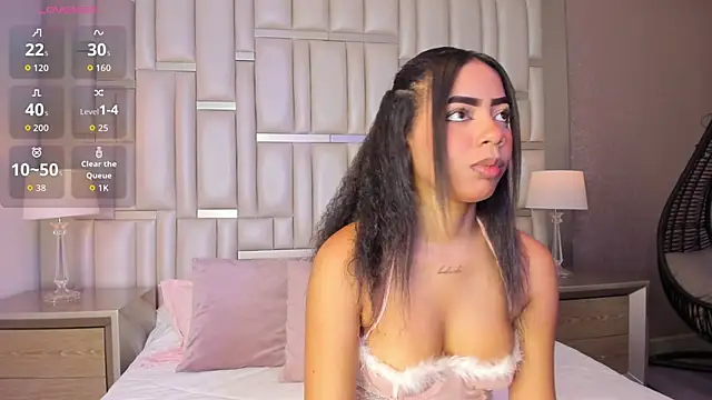 TyraKayne online show from May 15, 3:48 am