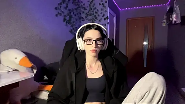 NightFoxxx online show from May 14, 1:08 pm