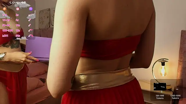 Cassie Cage online show from June 24, 7:11 pm
