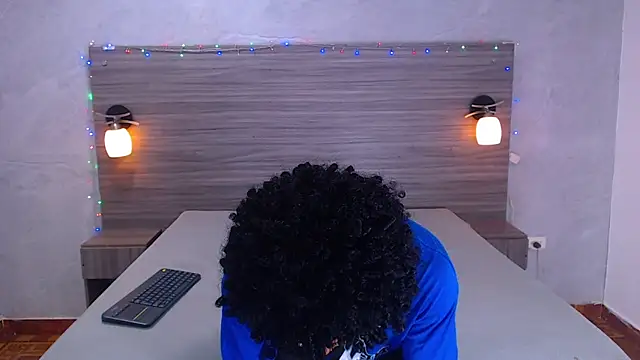 Dilan Hall online show from May 29, 7:31 pm