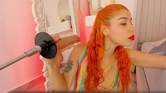  lovelymia  online show from June 2, 3:39 am