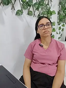 alanahot94 online show from June 20, 6:46 pm