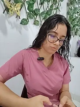 alanahot94 online show from June 16, 3:45 pm