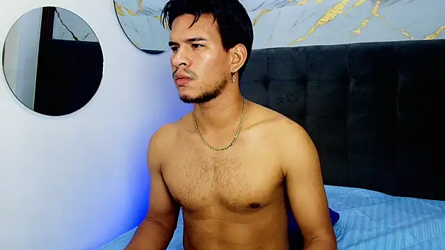 JacobWolf   online show from June 14, 2:24 am