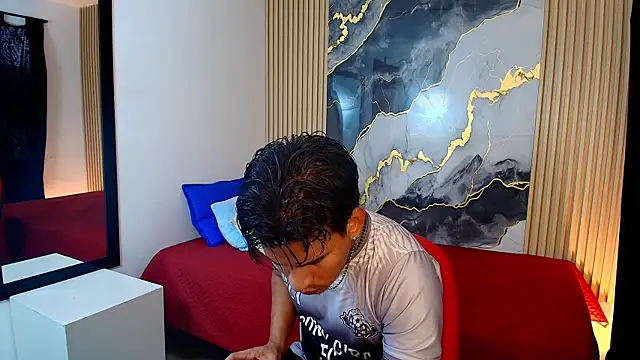 JacobWolf   online show from May 31, 7:36 pm