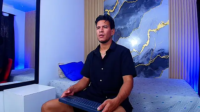 JacobWolf   online show from May 30, 7:19 pm
