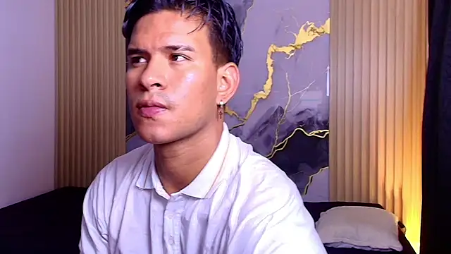 JacobWolf   online show from May 12, 6:47 pm