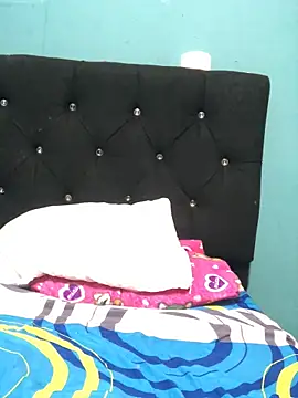 Snapshot of ChanellSweets chatting on May 14, 6:10 am ChanellSweets online show from May 14, 6:10 am