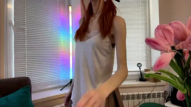 AliceServanica online show from May 8, 10:30 am