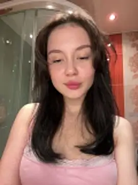 Snapshot of EvaHearts chatting on May 25, 10:30 pm EvaHearts online show from May 25, 10:30 pm