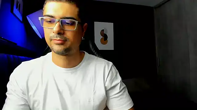 ZEI-001 online show from May 13, 1:34 am