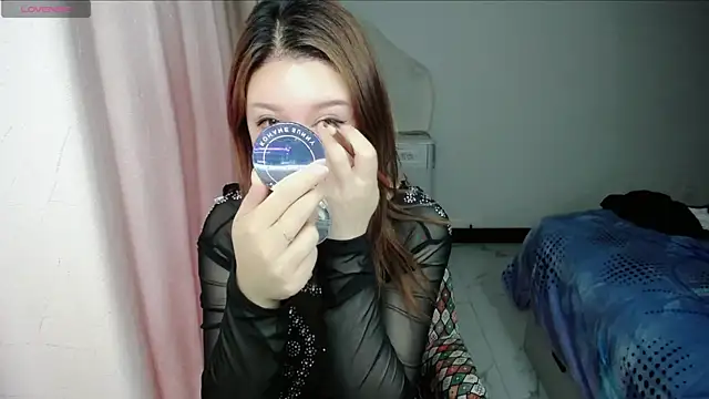 Snapshot of suncute chatting on June 3, 3:07 am suncute online show from June 3, 3:07 am