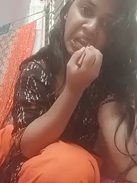 Snapshot of annuma22 chatting on July 5, 1:10 am annuma22 online show from July 5, 1:10 am