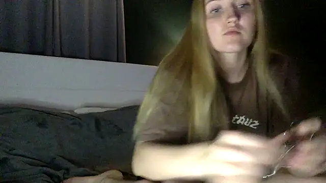 Liliana XoXo online show from June 3, 12:55 am