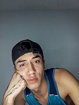 flako latino online show from May 8, 2:15 am
