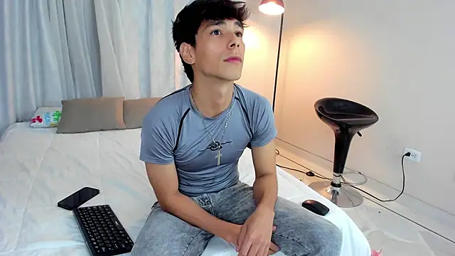jacob colliins online show from May 11, 2:46 am
