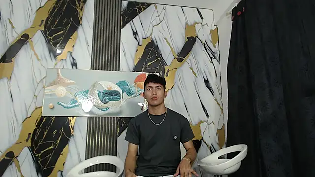 Snapshot of CAT_LOVE1 chatting on July 15, 4:47 pm CAT LOVE1 online show from July 15, 4:47 pm