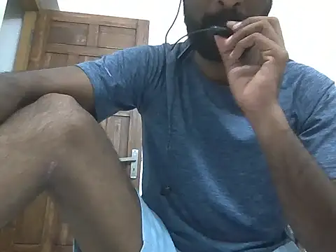 Ijus12 online show from May 8, 5:50 pm