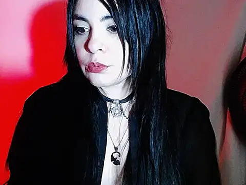 Snapshot of DarkRoseUwU chatting on May 14, 3:25 am DarkRoseUwU online show from May 14, 3:25 am
