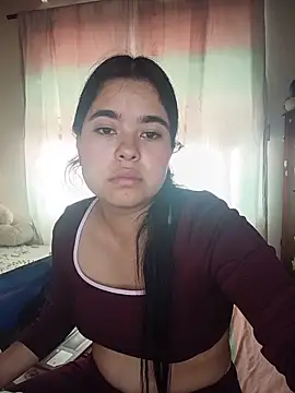 MiiaHott W online show from May 30, 1:17 pm