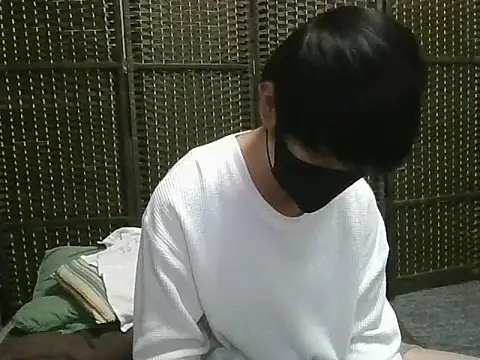 Snapshot of kazupan22 chatting on June 19, 7:36 am kazupan22 online show from June 19, 7:36 am