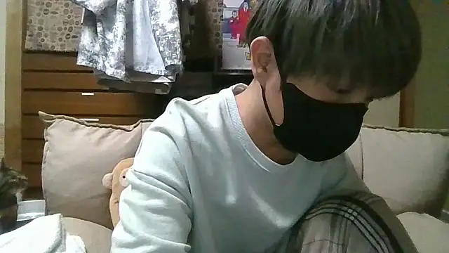 Snapshot of kazupan22 chatting on May 23, 1:10 pm kazupan22 online show from May 23, 1:10 pm