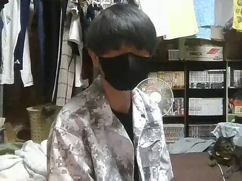 Snapshot of kazupan22 chatting on May 27, 12:12 pm kazupan22 online show from May 27, 12:12 pm