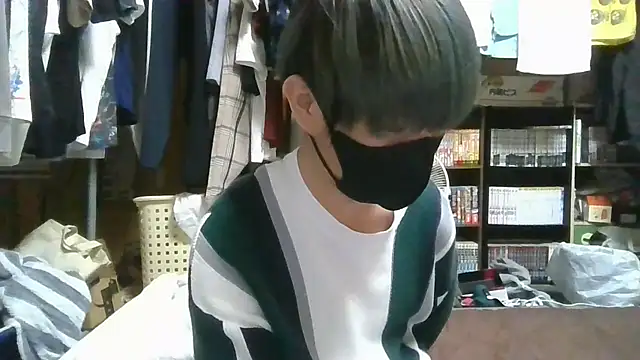 Snapshot of kazupan22 chatting on June 7, 12:32 pm kazupan22 online show from June 7, 12:32 pm