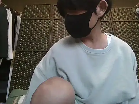 Snapshot of kazupan22 chatting on June 30, 8:36 am kazupan22 online show from June 30, 8:36 am