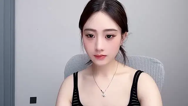  222Mia online show from June 18, 4:11 am