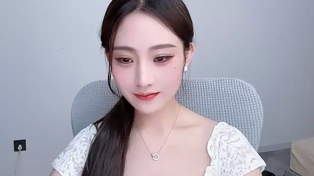  222Mia online show from June 2, 3:06 am