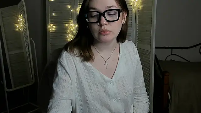 RinaSXY online show from May 9, 6:33 pm