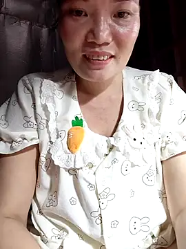 -Trici- online show from June 11, 3:42 pm