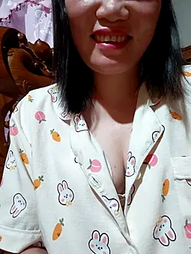 -Trici- online show from July 4, 9:41 pm