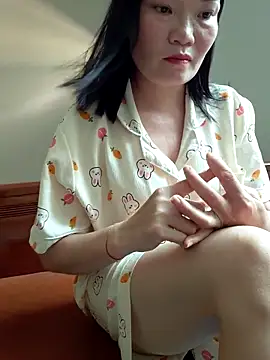 -Trici- online show from June 11, 3:03 am