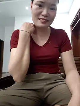 -Trici- online show from May 10, 1:04 pm