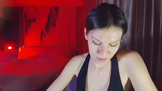 VelvetTheory online show from June 21, 2:56 pm