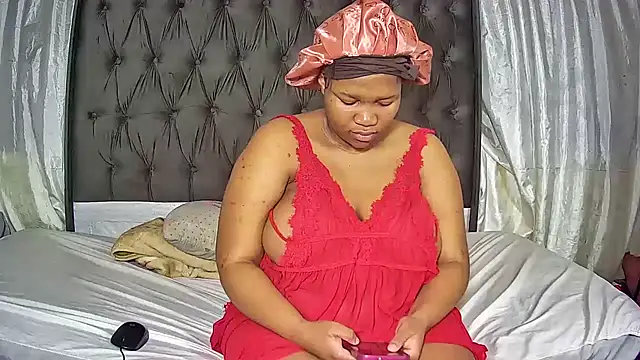 ThickPreshh online show from May 23, 8:19 pm
