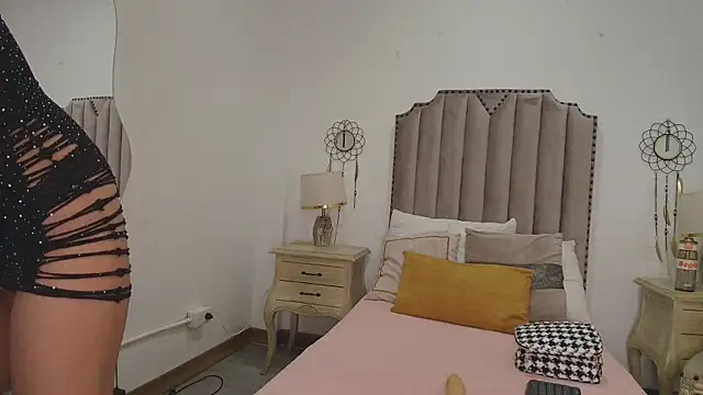 mia tentacion   online show from June 19, 10:47 pm