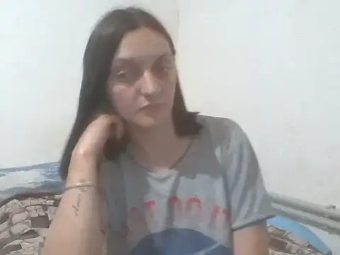Kimmy Webb online show from May 17, 8:20 pm