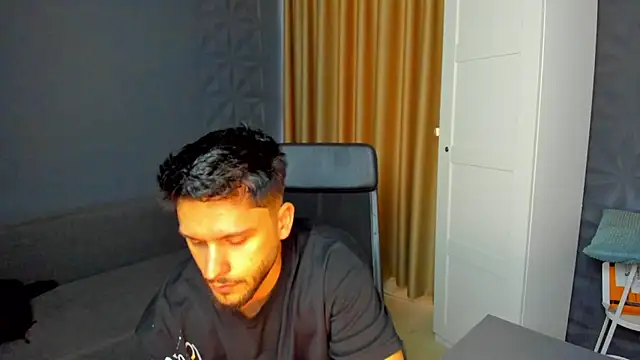 TroyWadee online show from May 23, 4:33 am