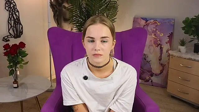 RavenWhiteford online show from May 9, 9:23 am
