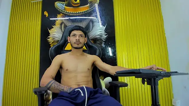 Sexy Boy203 online show from May 21, 8:06 pm