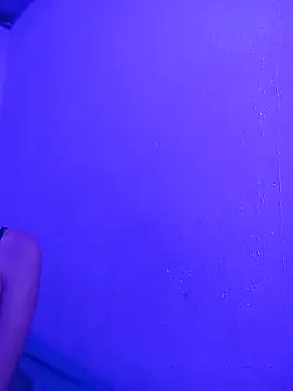 Violet glow online show from June 19, 3:01 am