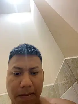 alejandro hottts online show from May 10, 1:25 pm